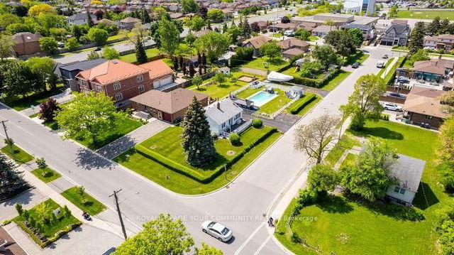 166 Melville Avenue