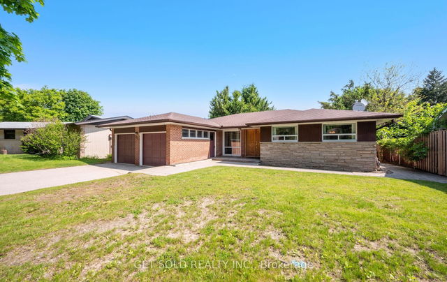 43 Grovetree Road