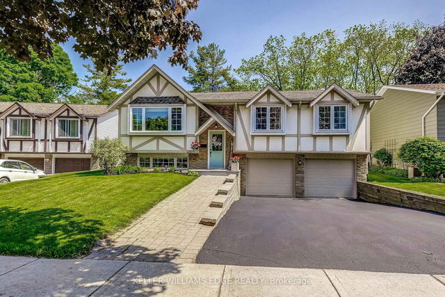 2181 Lancaster Crescent