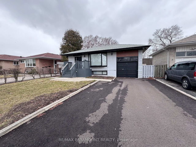 166 Kingsview Boulevard