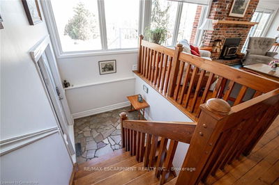 5086 Walkers Line, Burlington - Rural Burlington image-0-2