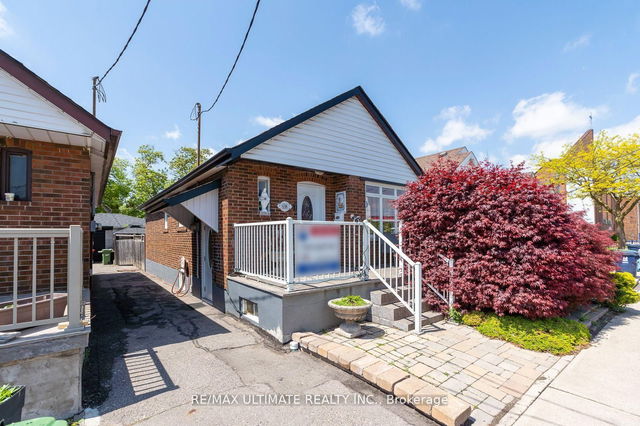 698 Old Weston Road