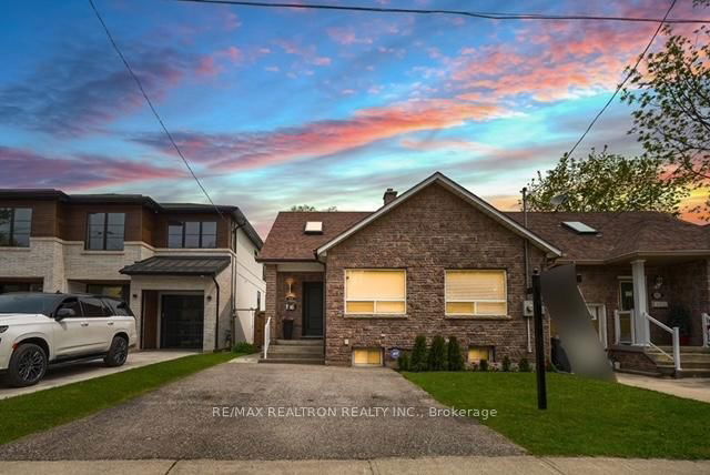 13 Broadview Avenue