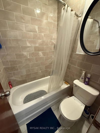 1626 Weston Rd, Toronto - Weston image-0-2