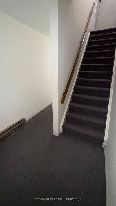 1626 Weston Rd, Toronto - Weston image-0-4