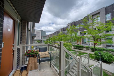 Unit 221 — 7 Applewood Lane, Toronto - Etobicoke West Mall image-0-2