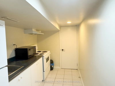 Unit Basement — 428 Westmoreland Ave, Toronto - Dovercourt-Wallace Emerson-Junction image-0-3