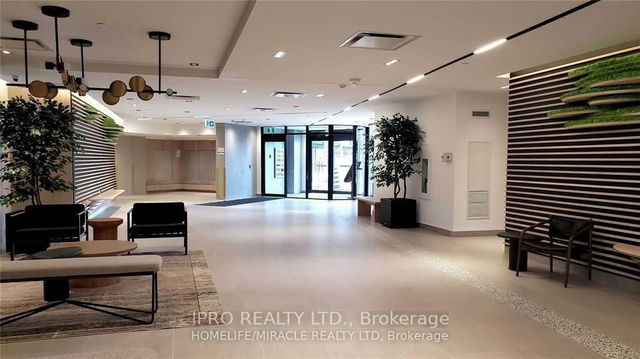 422 - 50 George Butchart Drive