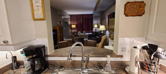 206 - 935 Royal York Road