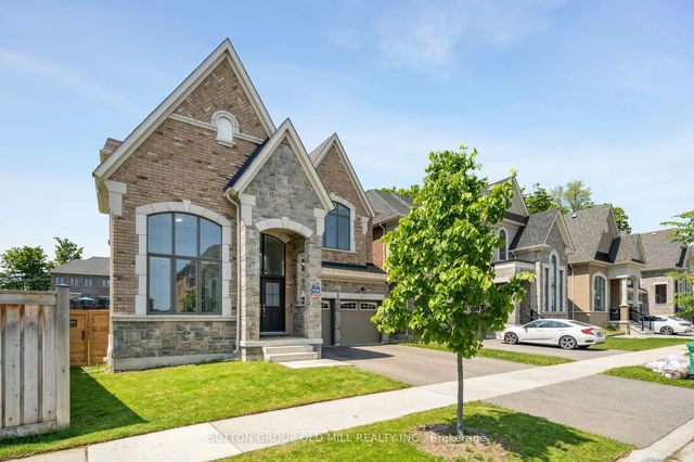 4 Daisy Meadow Crescent