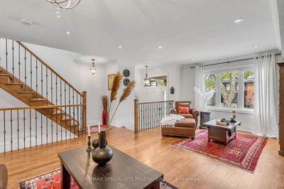 87 Lake Cres, Toronto - Mimico image-0-4