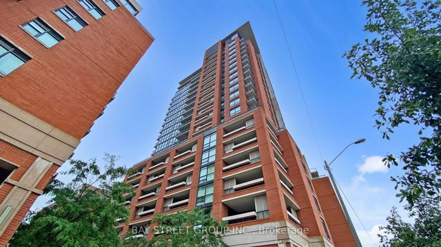 1221 - 800 Lawrence Avenue