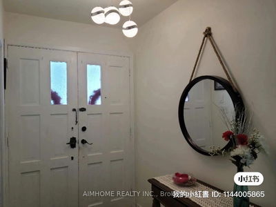 Unit #1 — 68 Claver Ave, Toronto - Yorkdale-Glen Park image-0-3