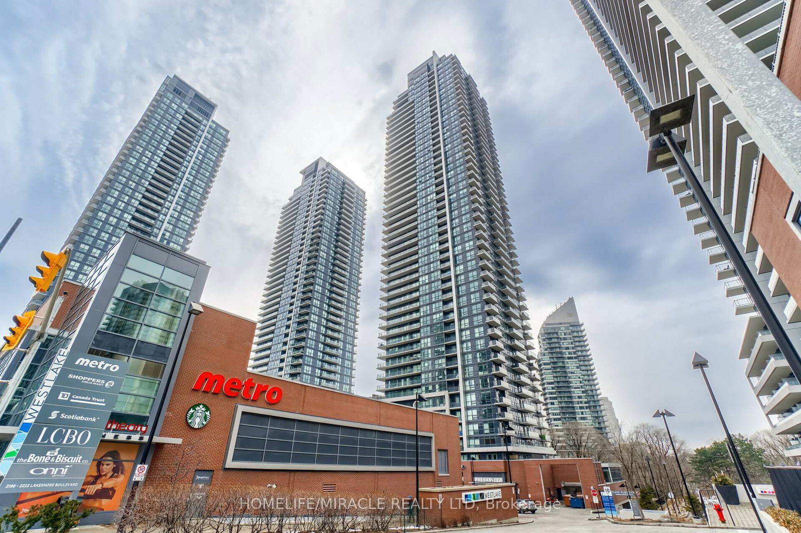 Condo for sale at 4208-2220 Lake Shore Boulevard, Toronto, Mimico, M8V 0C1 - MLS: W12194193