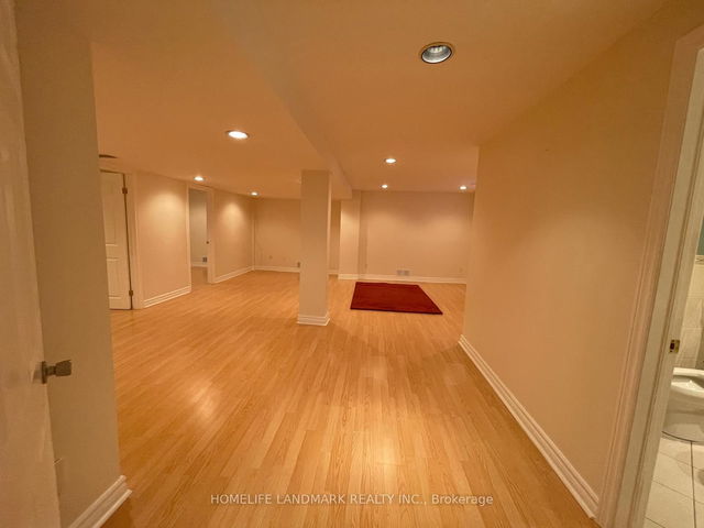 5844 Corinthian Trail