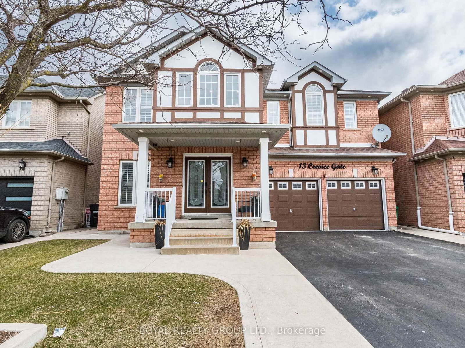 Detached House for sale at 13 Crevice Gate, Brampton, Ontario, L6R 2X5 - Sandringham-Wellington - MLS: W12194454
