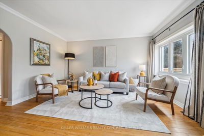 13 Villa Rd, Toronto - Long Branch image-0-4