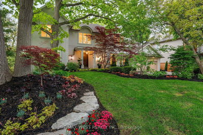 23 Valecrest Dr, Toronto - Edenbridge-Humber Valley image-0-1
