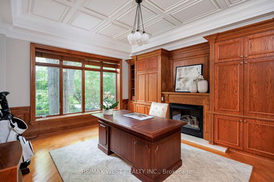 23 Valecrest Dr, Toronto - Edenbridge-Humber Valley image-0-4