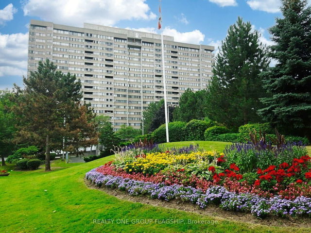 1209 - 50 Elm Drive