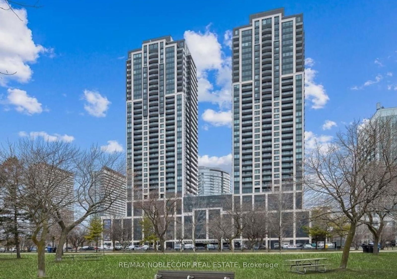 Condo for sale at 2006-1926 Lakeshore Boulevard, Toronto, High Park-Swansea, M6S 1A1 - MLS: W12195276