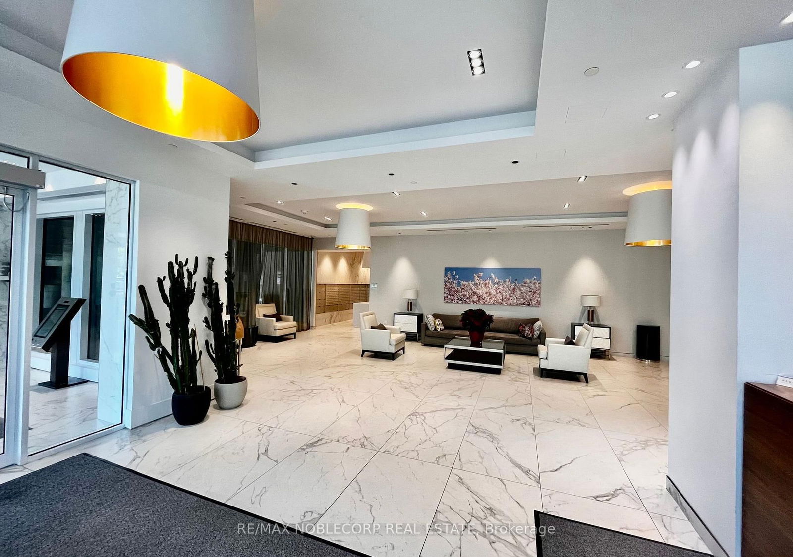 Condo for sale at 2006-1926 Lakeshore Boulevard, Toronto, High Park-Swansea, M6S 1A1 - MLS: W12195276