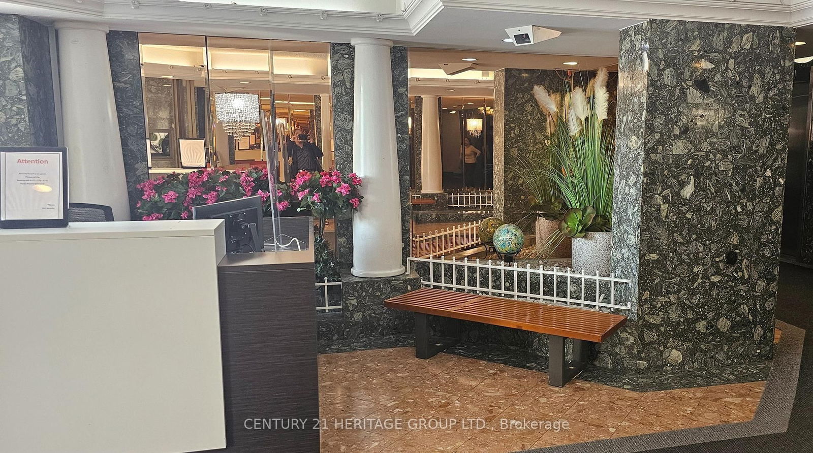 Condo for sale at 807-236 Albion Road, Toronto, Elms-Old Rexdale, M9W 6A6 - MLS: W12195934