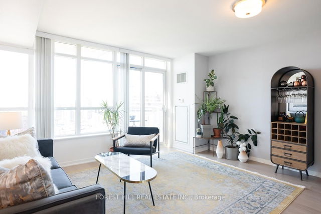 1515 - 38 Joe Shuster Way