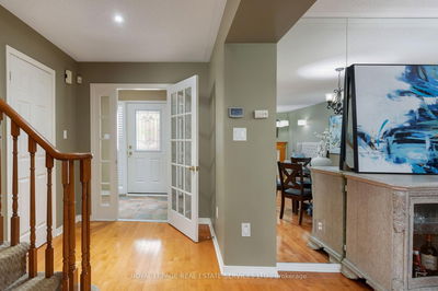Unit 3 — 2175 Country Club Dr, Burlington - Rose image-0-4