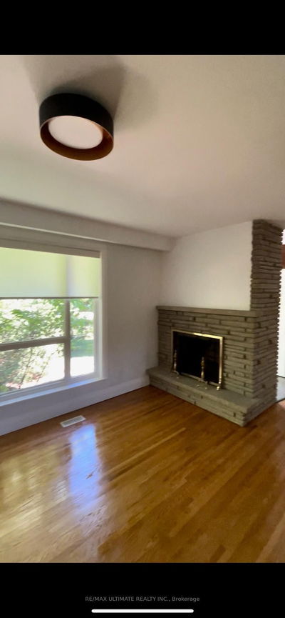 9 Camperdown Ave, Toronto - Kingsview Village-The Westway image-0-4