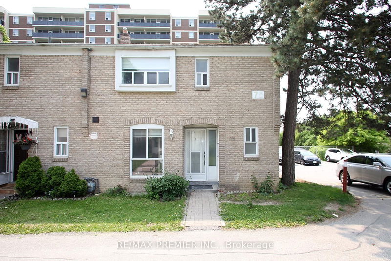 Unit 1 — 7 Gosford Blvd, Toronto - Black Creek image-0-0