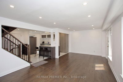 Unit 1 — 7 Gosford Blvd, Toronto - Black Creek image-0-4