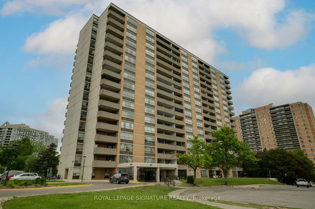 1411 - 40 Panorama Court