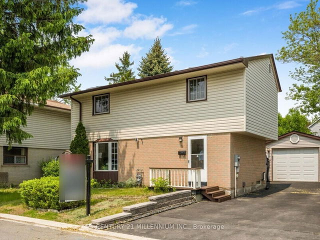 18 Greenhills Square