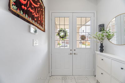 8 Overstone Rd, Halton Hills - Georgetown image-0-4