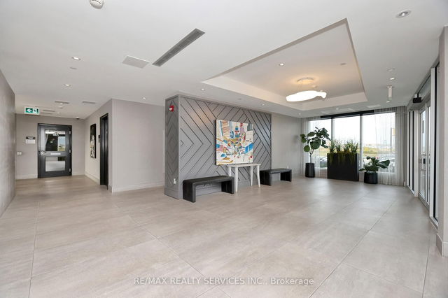 210 - 200 Lagerfeld Drive