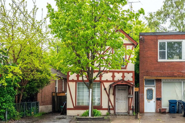 18 Scarlett Road