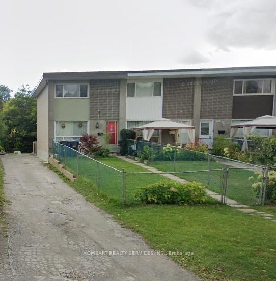 92 Corby Crescent