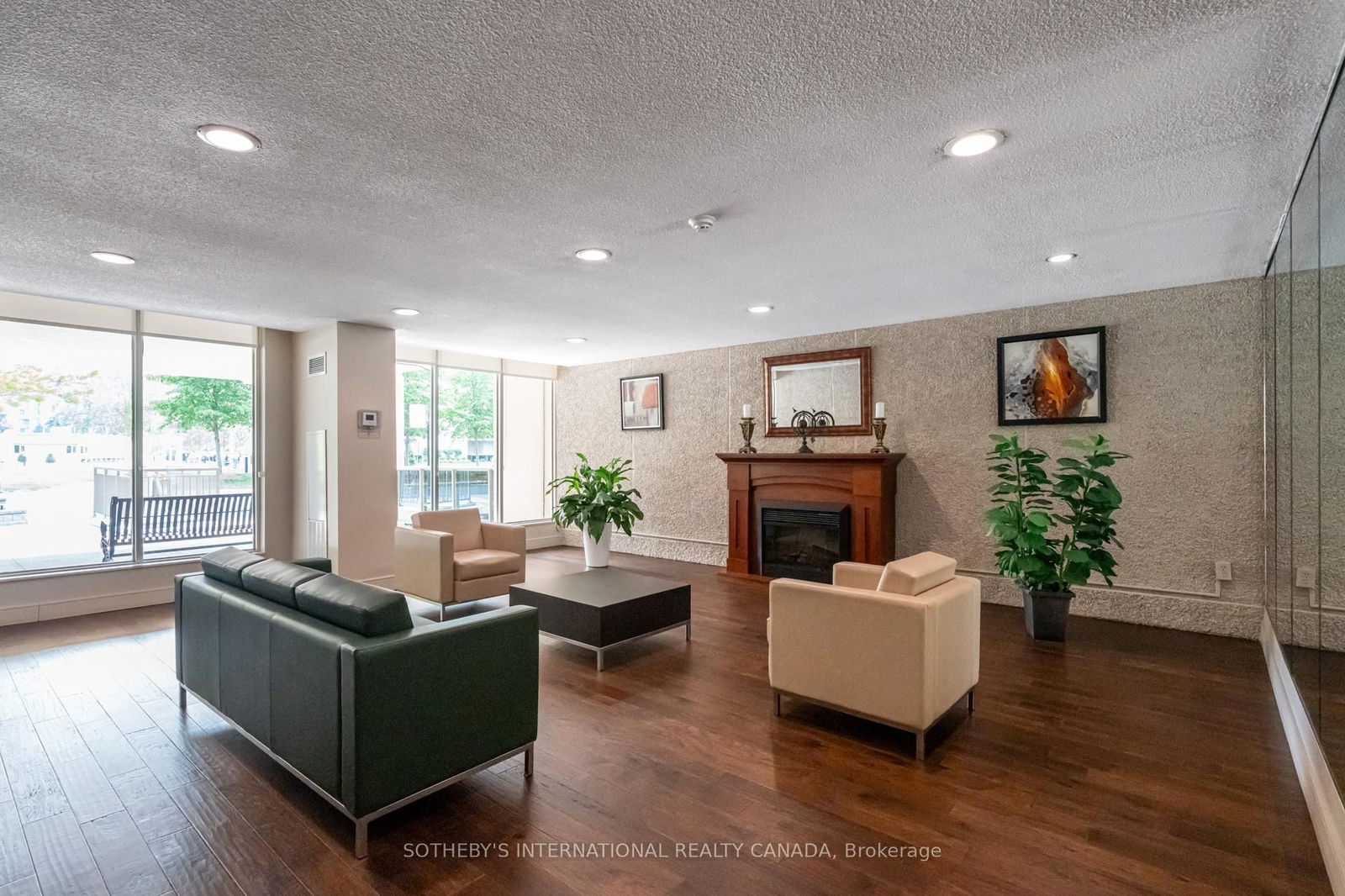 Condo for sale at 1408-812 Burnhamthorpe Road, Toronto, Markland Wood, M9C 4W1 - MLS: W12197687