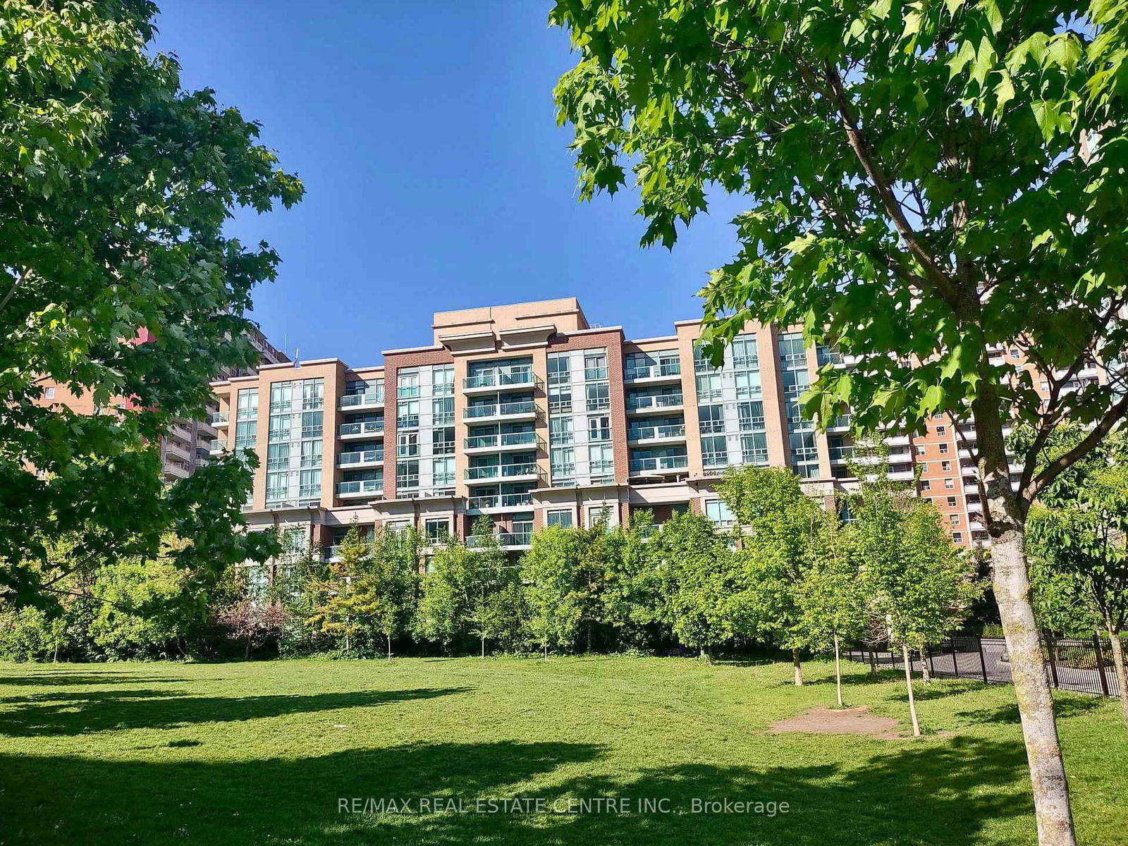 Condo for sale at 606-17 Michael Power Place, Toronto, Islington-City Centre West, M9A 5G5 - MLS: W12197747