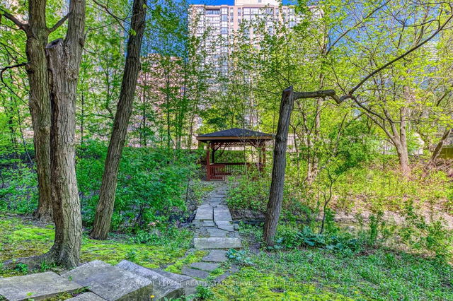 2111 - 3605 Kariya Drive