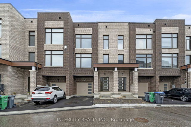 36 Queenpost Drive