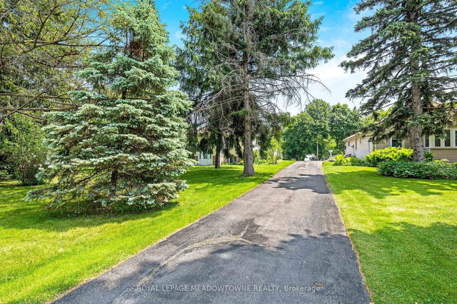 1 Caseley Drive