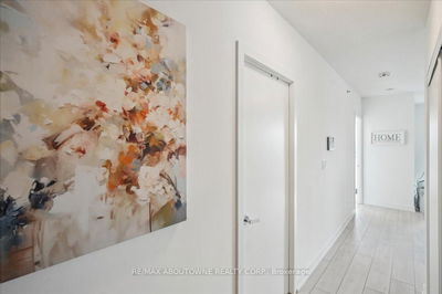 Unit B817 — 3200 Dakota Common, Burlington - Alton image-0-4