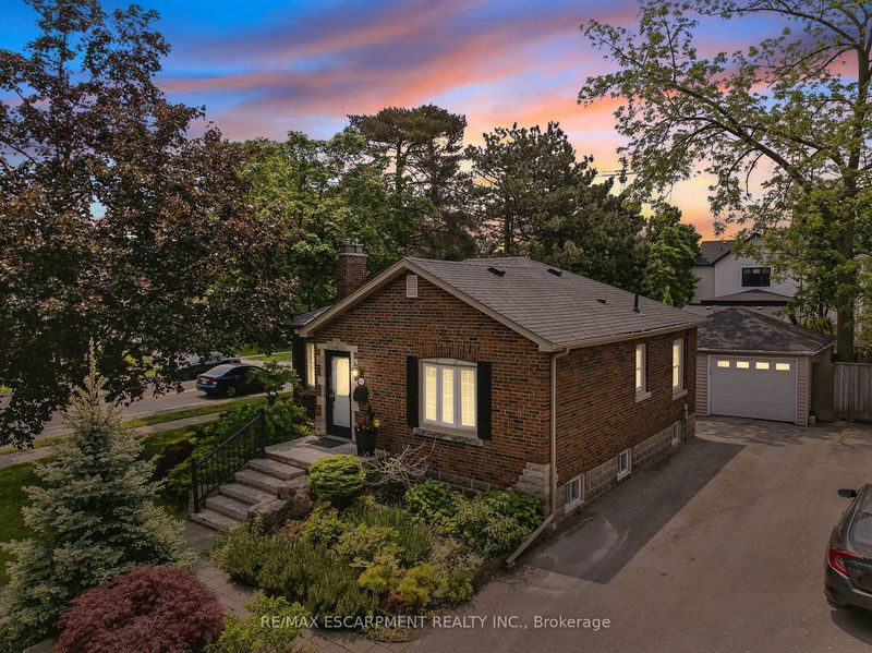 462 Woodland Ave, Burlington - Brant image-0-0