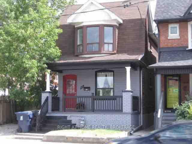 807 Dupont Street