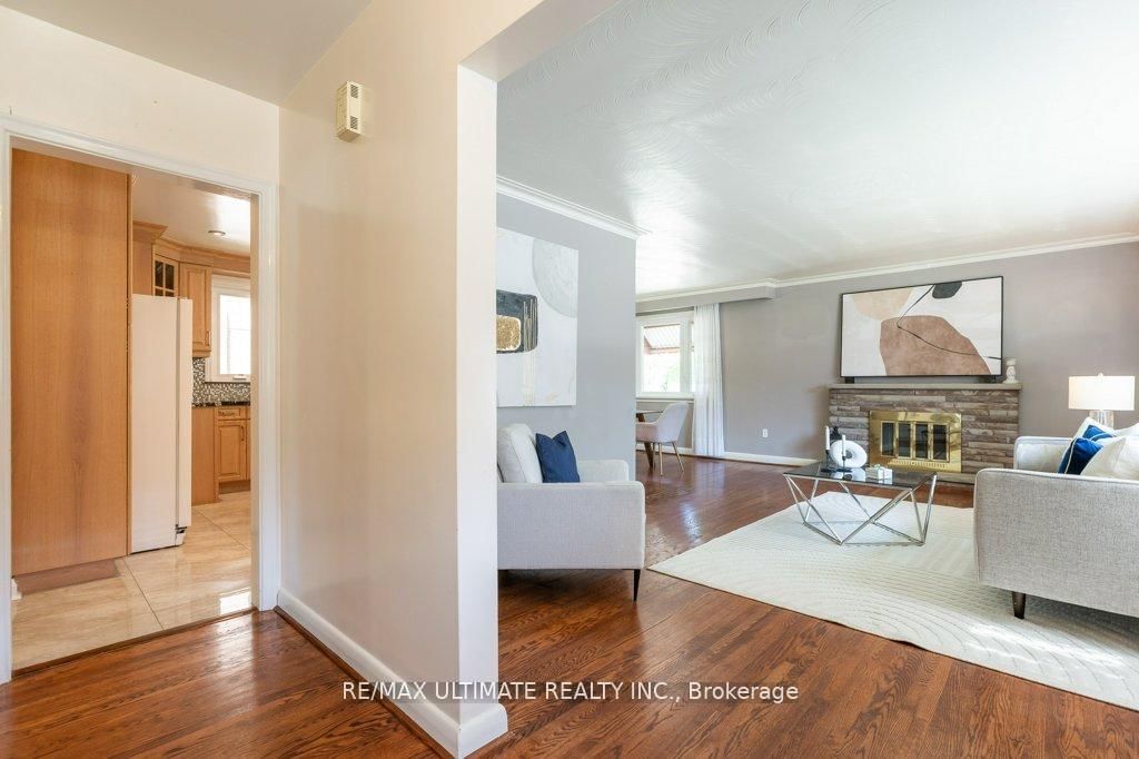 Detached House for sale at 1 Charleston Road, Toronto, Islington-City Centre West, M9B 4M6 - MLS: W12198306