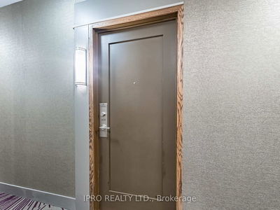 Unit 404 — 75 Eglinton Ave, Mississauga - Hurontario image-0-3