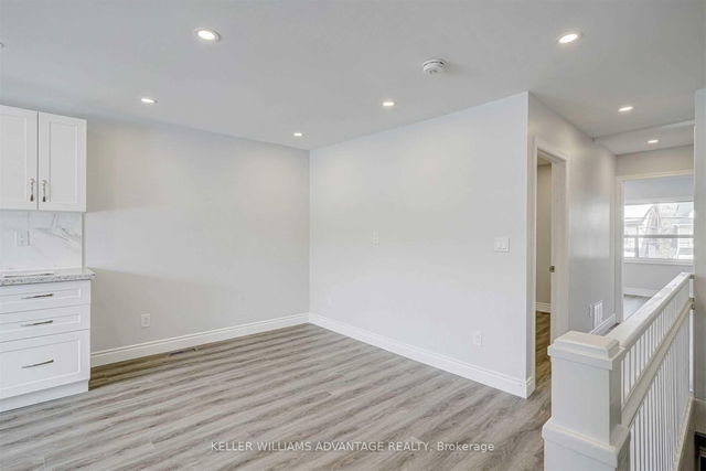 Upper - 1822 Dufferin Street