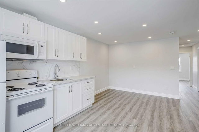 Upper - 1822 Dufferin Street